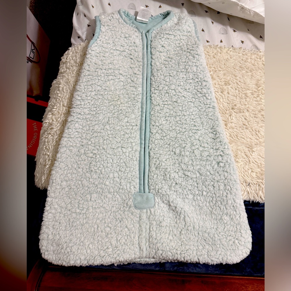 Ugg Sherpa sleep sack 6-12 mo